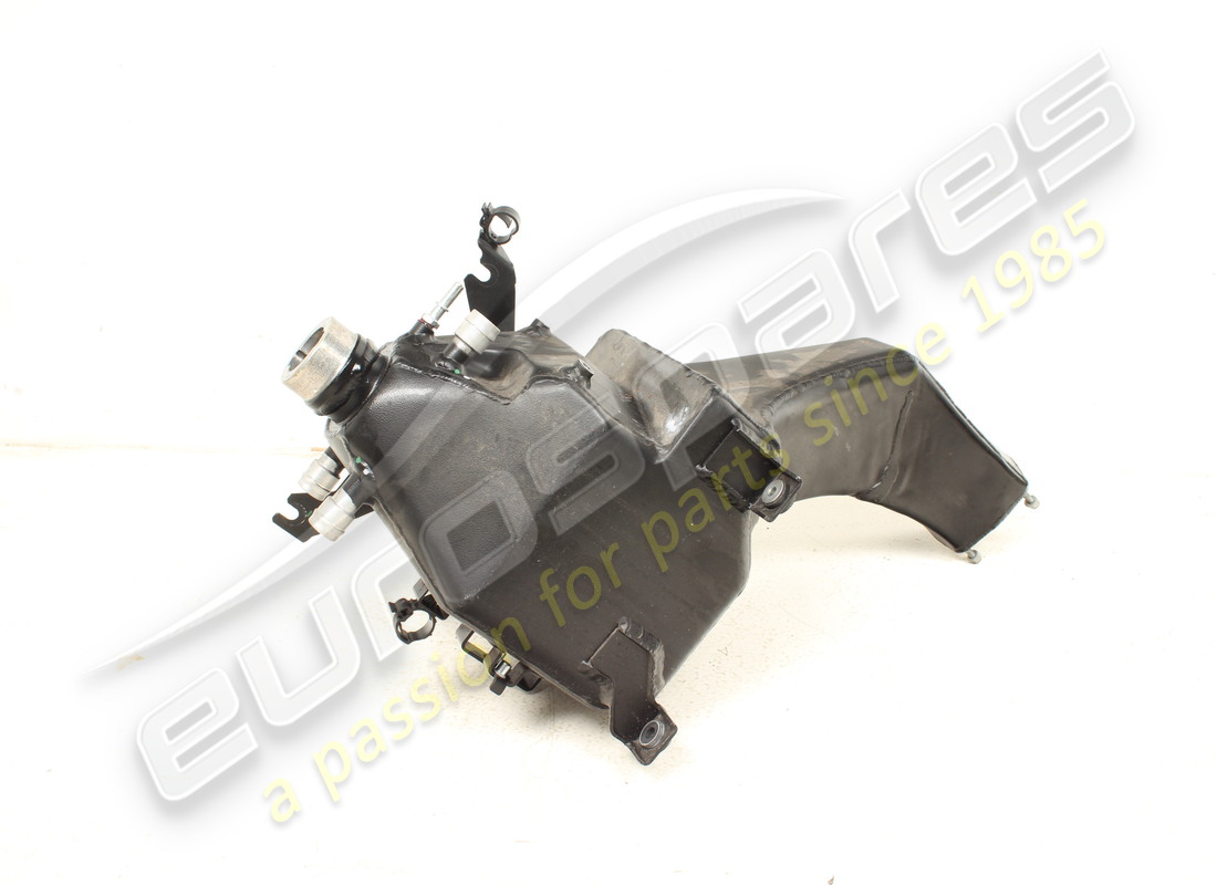 USED FERRARI COMPLETE OIL TANK. PART NUMBER 325249 (3) used ferrari complete oil tank. part number 325249 (3)