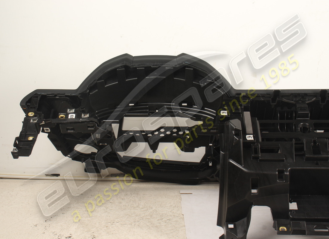 NEW LAMBORGHINI LHD DASHBOARD. PART NUMBER 4ML857001KSBE (2) new lamborghini lhd dashboard. part number 4ml857001ksbe (2)