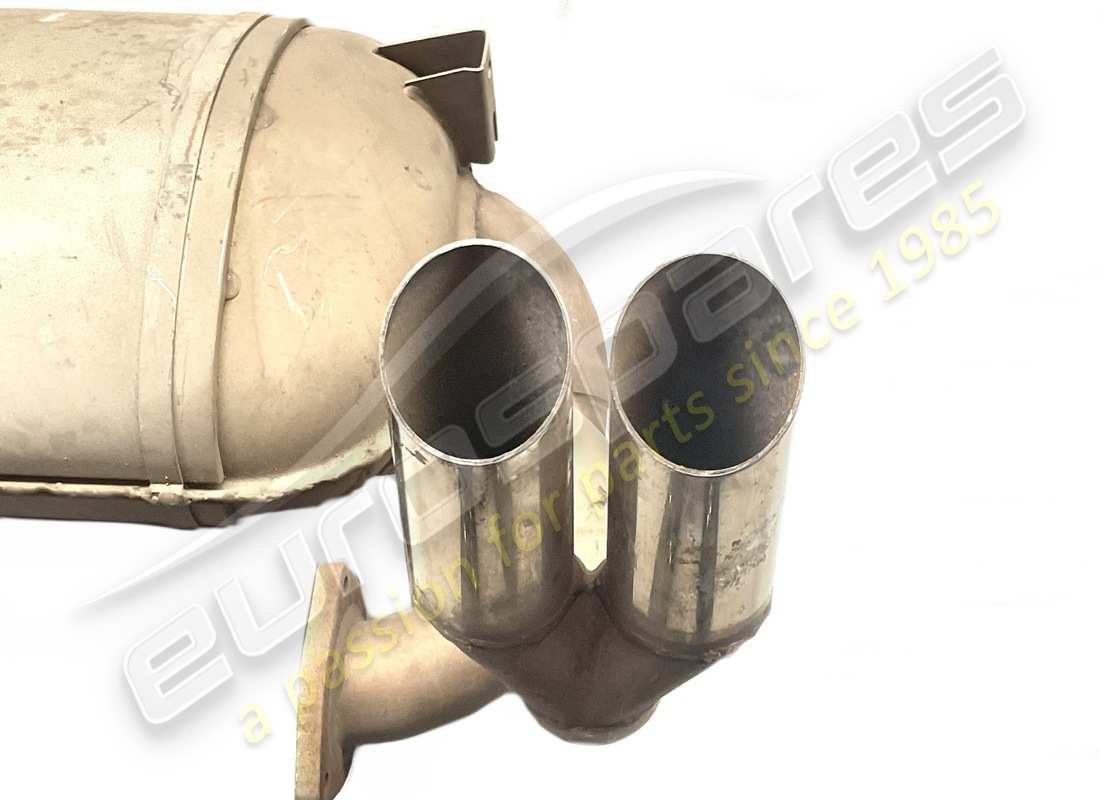 USED FERRARI SILENCER. PART NUMBER 131524 (4) used ferrari silencer. part number 131524 (4)