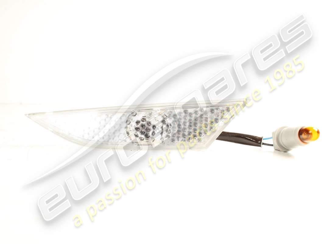 NEW LAMBORGHINI SIDE MARKER LIGHT. PART NUMBER 400945119D (1) new lamborghini side marker light. part number 400945119d (1)