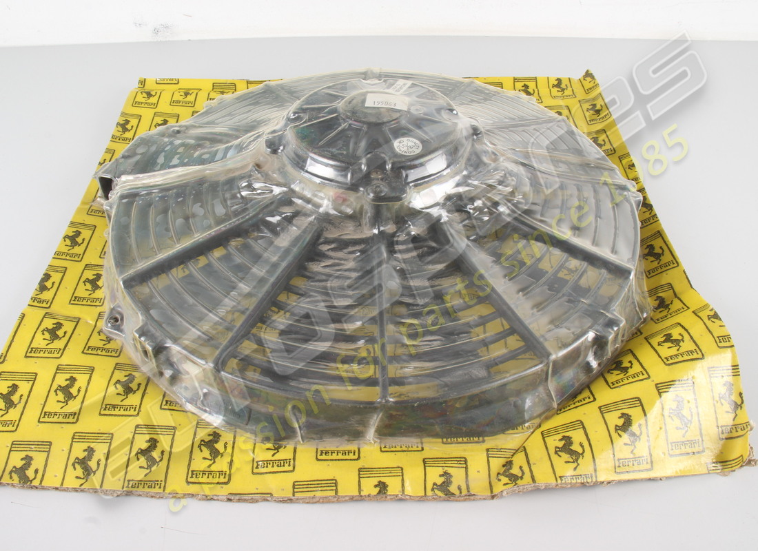 NEW FERRARI ELECTRO FAN SET COMPLETE. PART NUMBER 155063 (2) new ferrari electro fan set complete. part number 155063 (2)