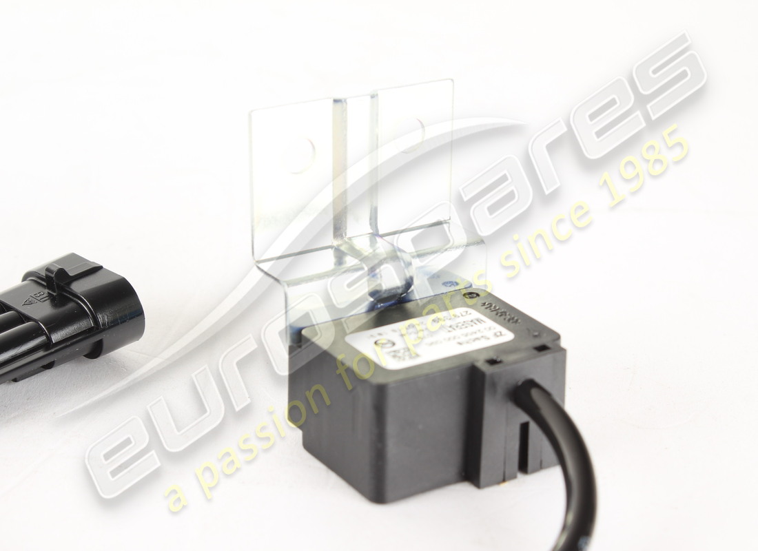 NEW FERRARI FRONT VERTICAL SENSOR. PART NUMBER 232667 (3) new ferrari front vertical sensor. part number 232667 (3)