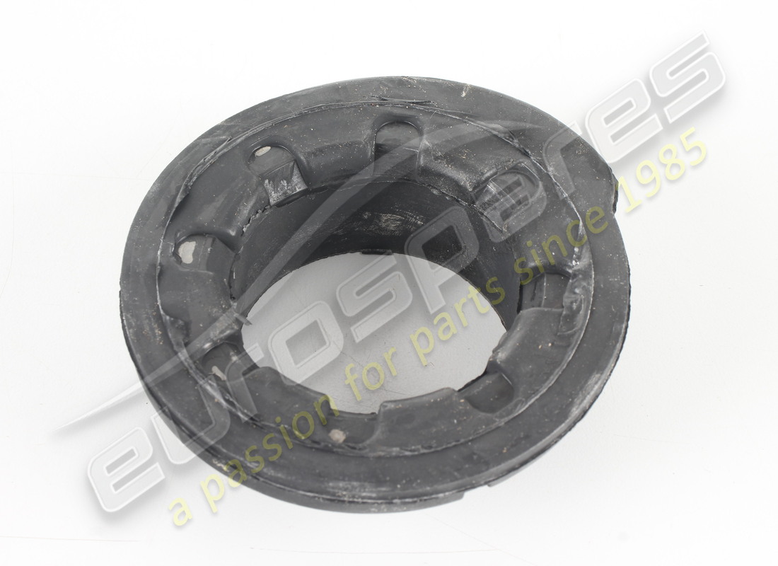 new maserati shock absorber lower ring. part number 675000035 (1)