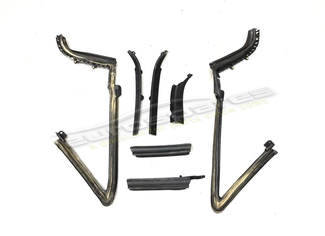 USED Lamborghini KIT REAR SEALING WITH FIXING . PART NUMBER 4T7845433 (1)