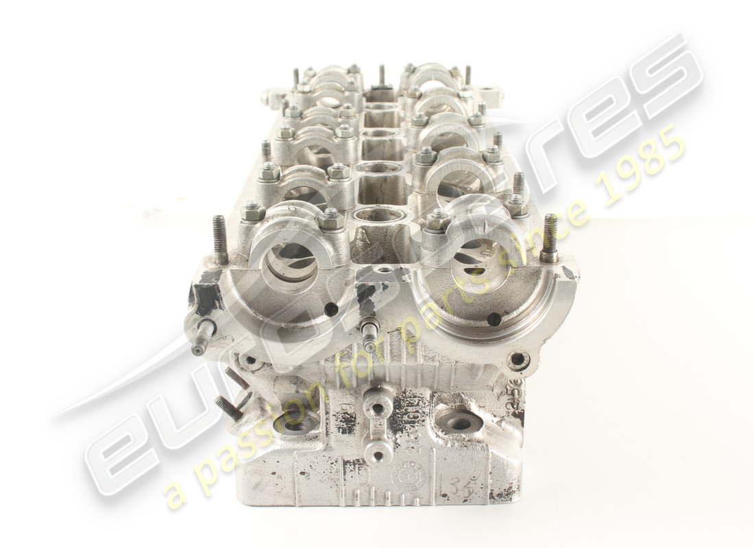 used ferrari rh cylinder head. part number 154014 (2)