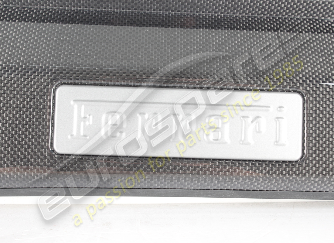 new ferrari lh kick plate. part number 68608800 (2)