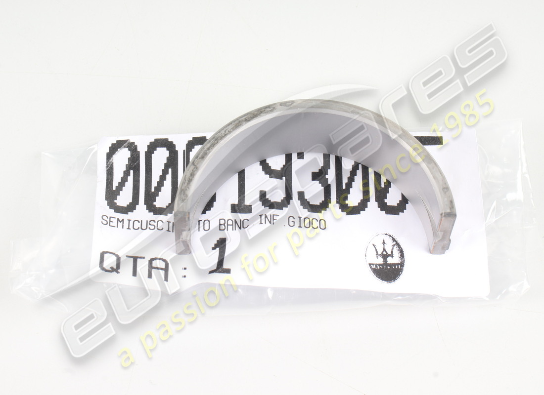 NEW MASERATI LOWER BANK HALF-BEARING. PART NUMBER 193005 (3) new maserati lower bank half-bearing. part number 193005 (3)
