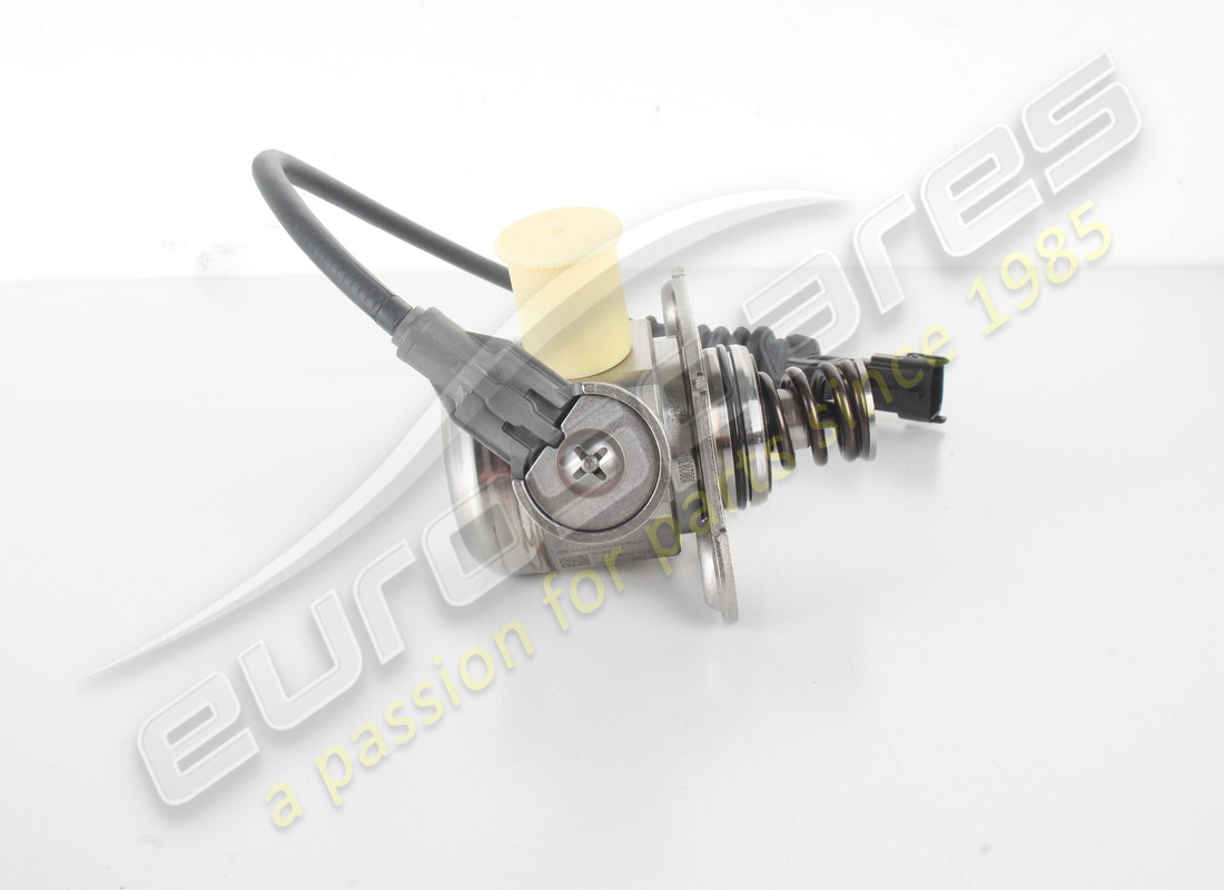 NEW FERRARI LH FUEL PUMP. PART NUMBER 290032 (2) new ferrari lh fuel pump. part number 290032 (2)