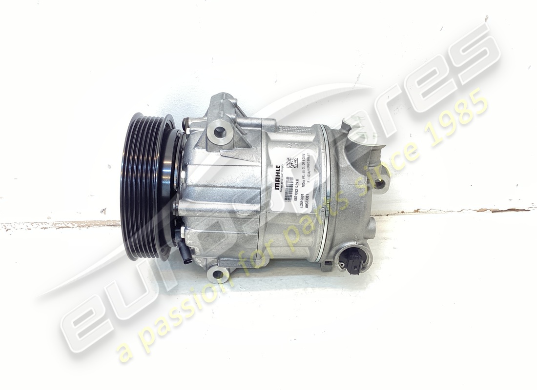 new ferrari air conditioning compressor. part number 333331 (1)