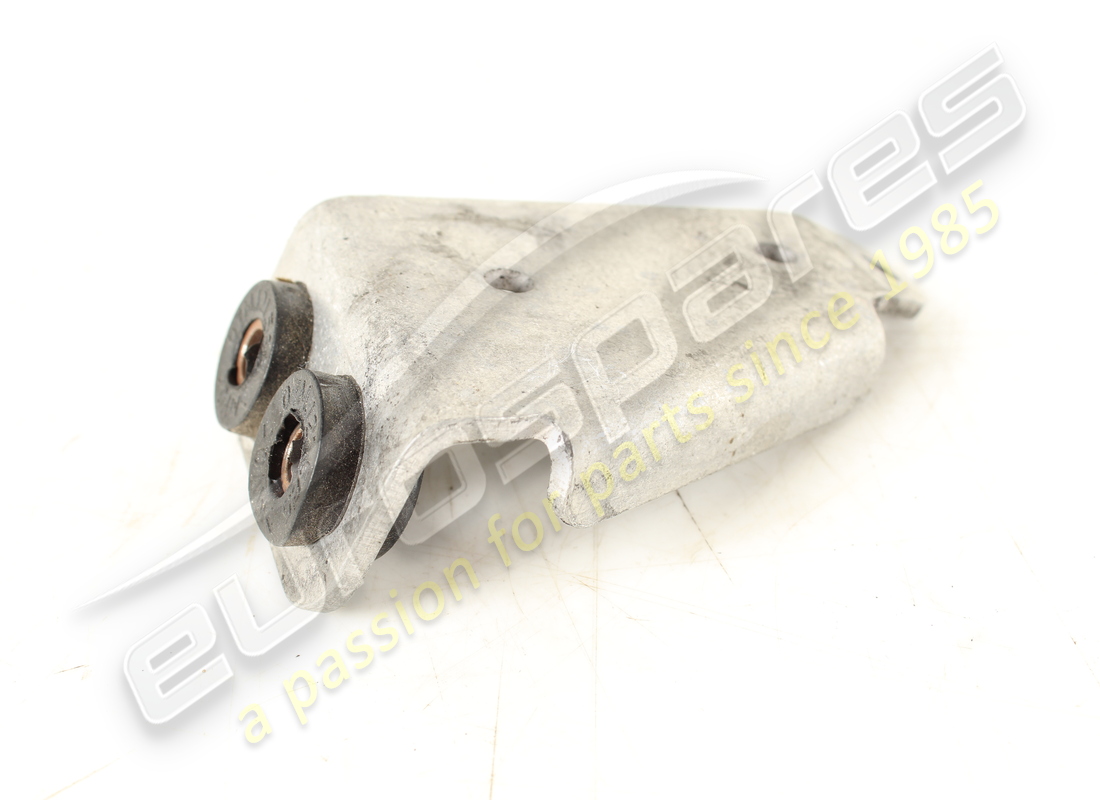 used lamborghini bracket dx.scambiatore. part number 470117098a (3)