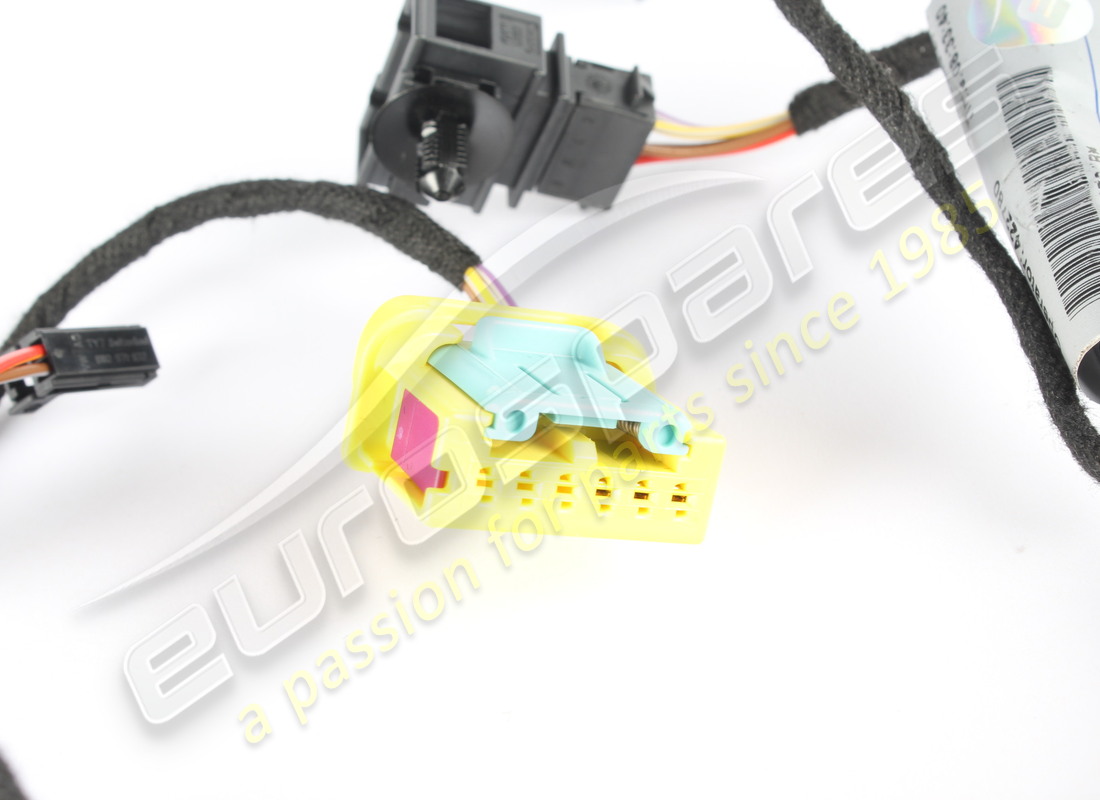 USED LAMBORGHINI HARNESS,GLOVE. PART NUMBER 4T0971679B (3) used lamborghini harness,glove. part number 4t0971679b (3)