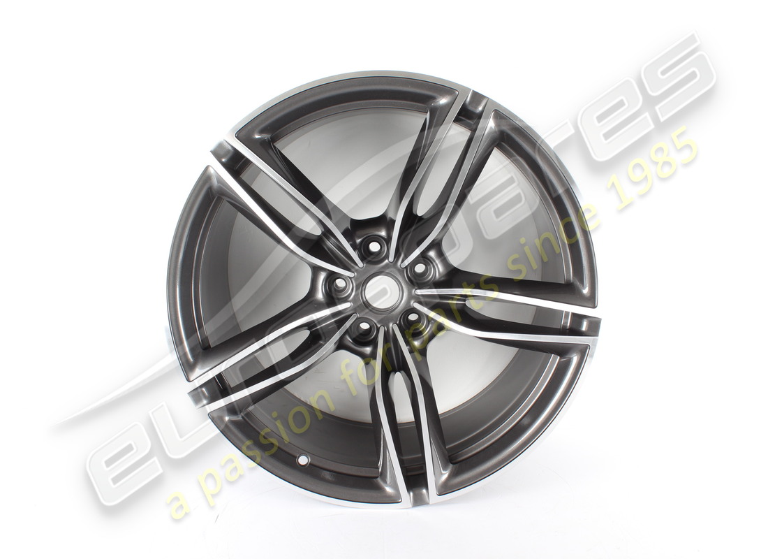 NEW FERRARI REAR WHEEL. PART NUMBER 881327 (1) new ferrari rear wheel. part number 881327 (1)