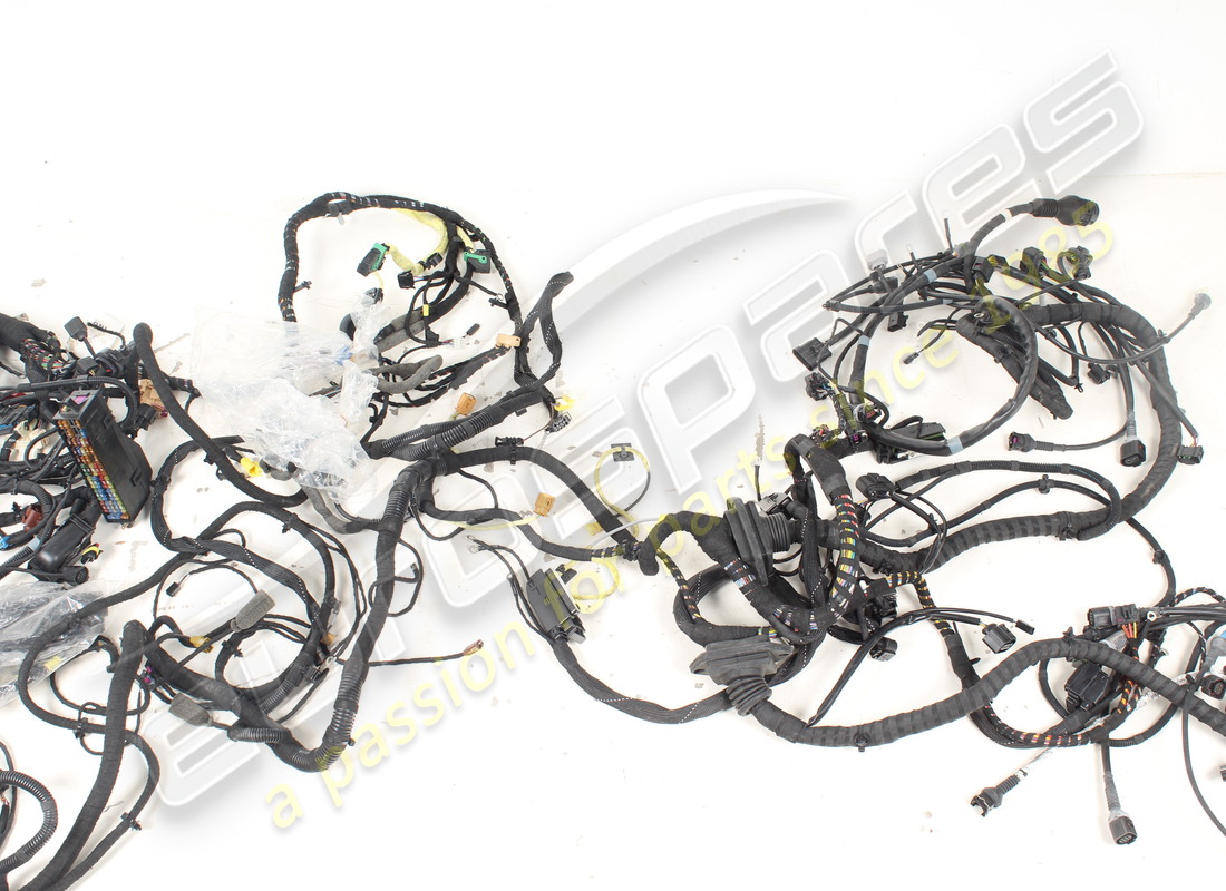 USED LAMBORGHINI HARNESS, PASSENGER. PART NUMBER 408971135AT (3) used lamborghini harness, passenger. part number 408971135at (3)