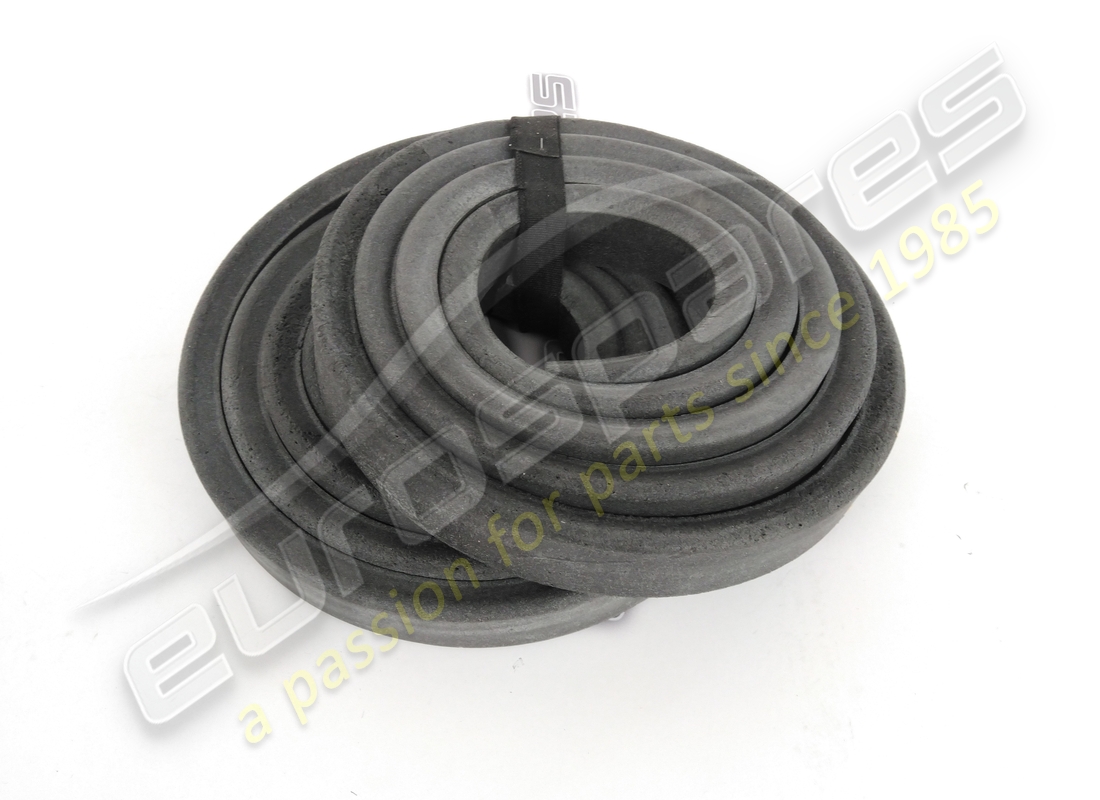 NEW FERRARI BOOT RUBBER. PART NUMBER 2433451000 (2) new ferrari boot rubber. part number 2433451000 (2)