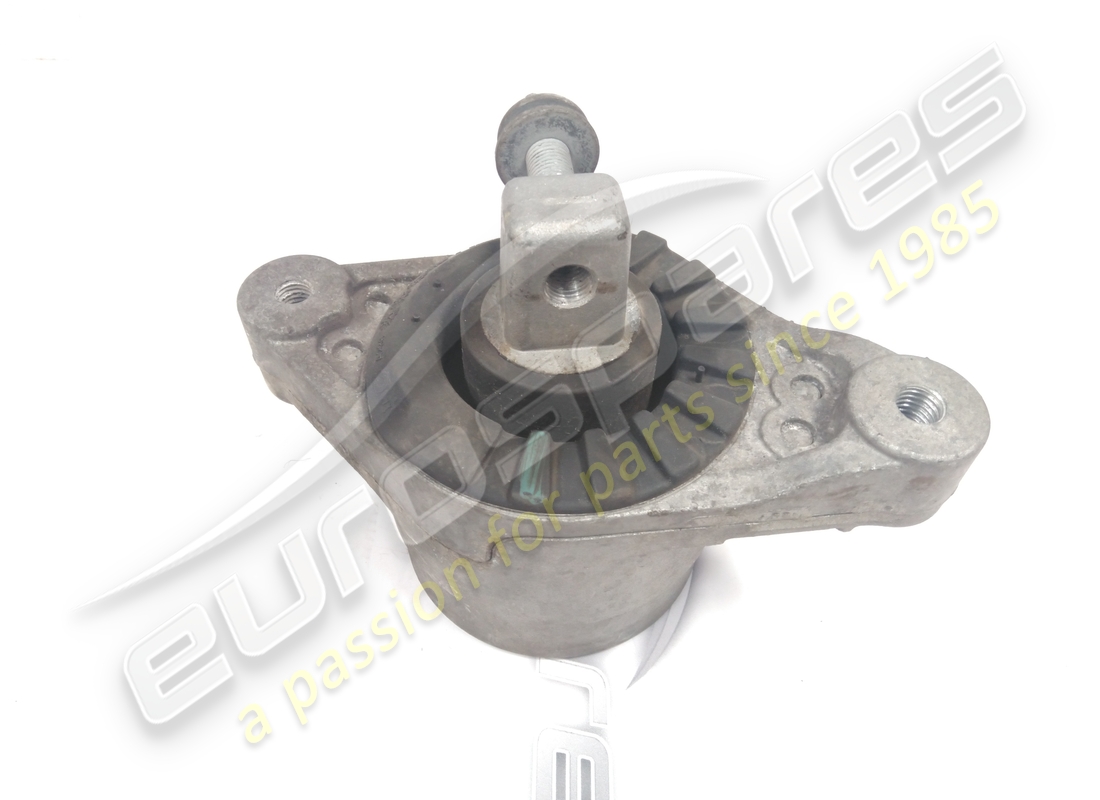 USED Maserati RUBBER - RH ENGINE MOUNTING . PART NUMBER 670004871 (1)