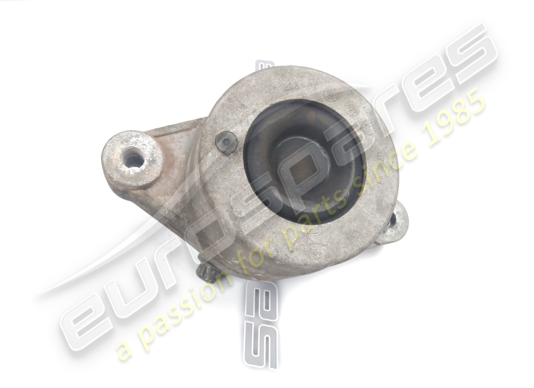 used maserati rubber - rh engine mounting. part number 670004871 (3)