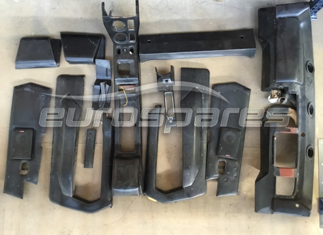 USED LAMBORGHINI RHD JALPA INTERIOR. PART NUMBER 007814058A (1) used lamborghini rhd jalpa interior. part number 007814058a (1)