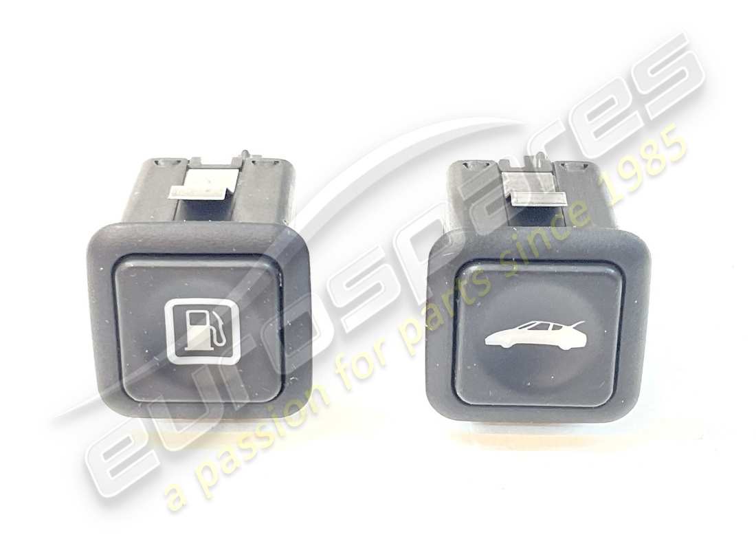 new ferrari boot/fuel opening kit 599. part number 70001389 (1)