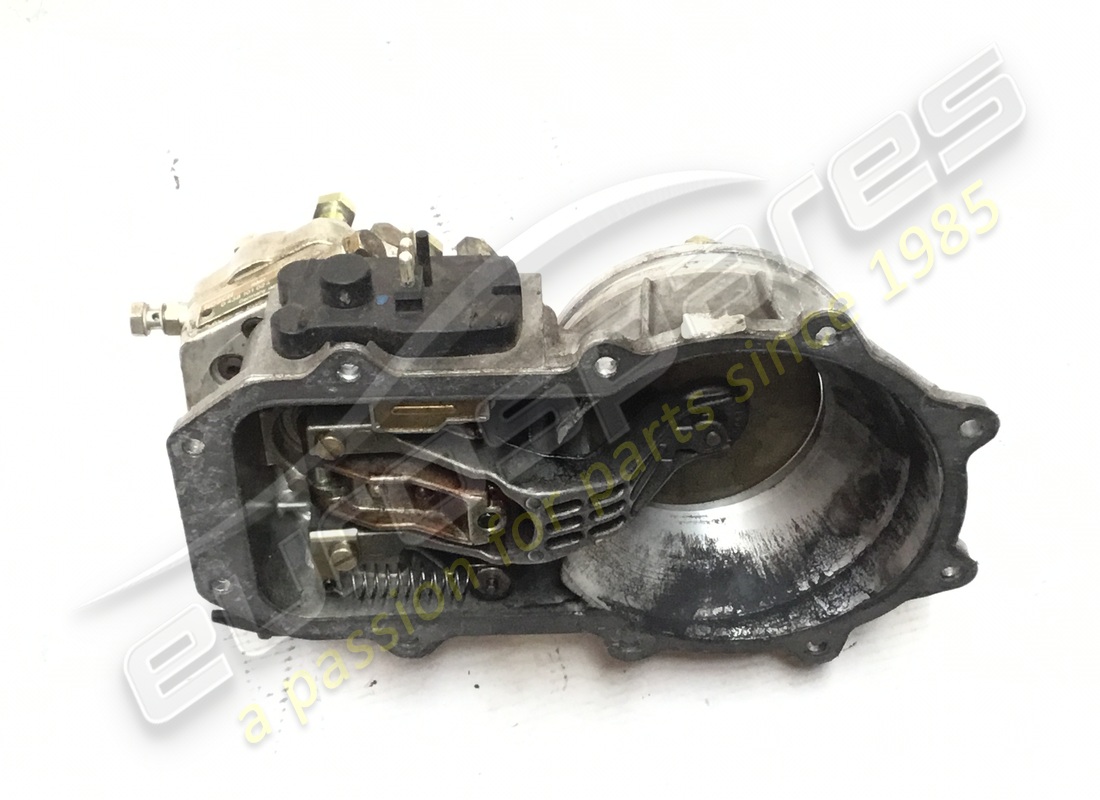 USED FERRARI FUEL DISTRIBUTION HEAD. PART NUMBER 70000642 (3) used ferrari fuel distribution head. part number 70000642 (3)