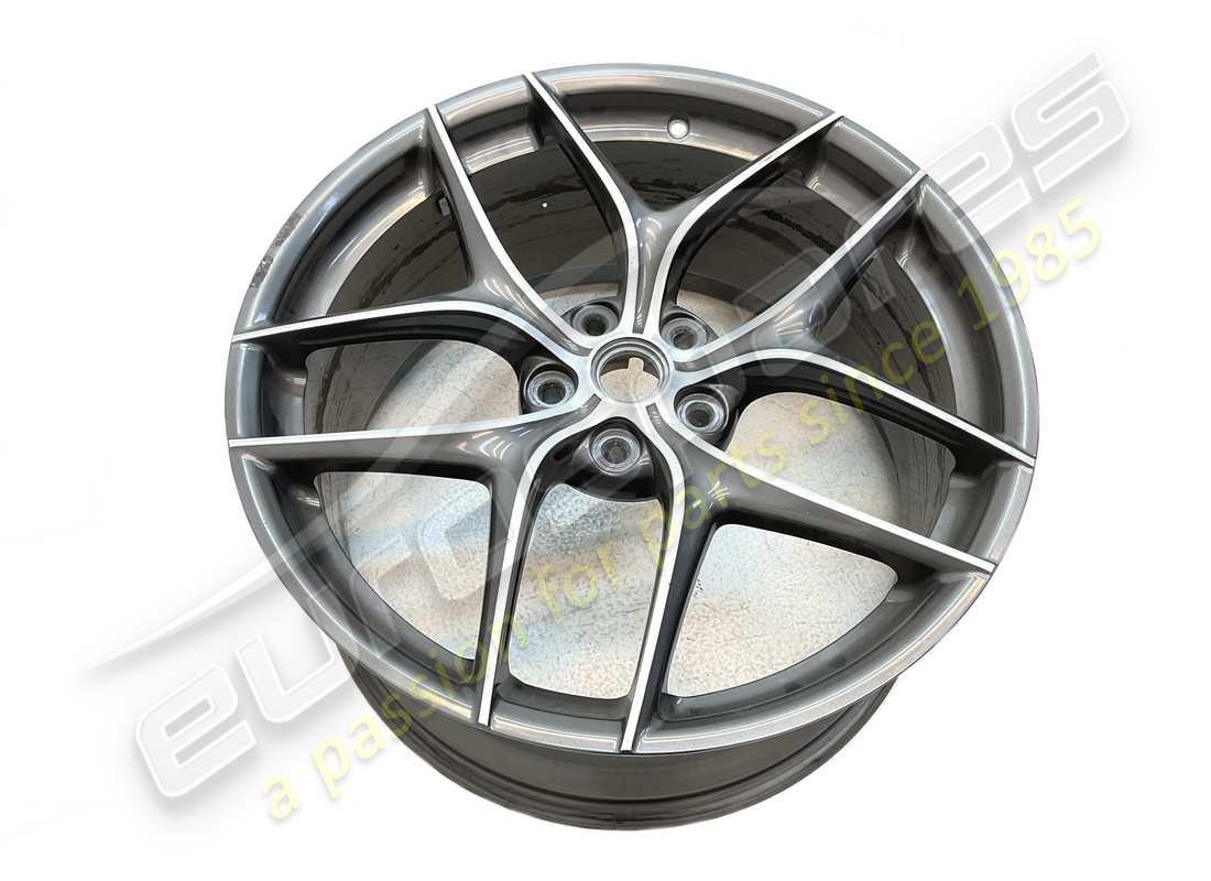 USED FERRARI FRONT WHEEL. PART NUMBER 294827 (2) used ferrari front wheel. part number 294827 (2)