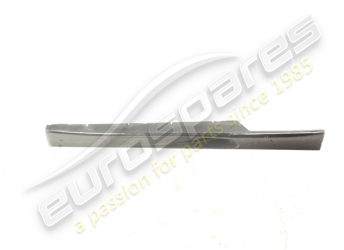 USED FERRARI COVERING FOR RH SIDE MEMBER. PART NUMBER 64101110 (1) used ferrari covering for rh side member. part number 64101110 (1)