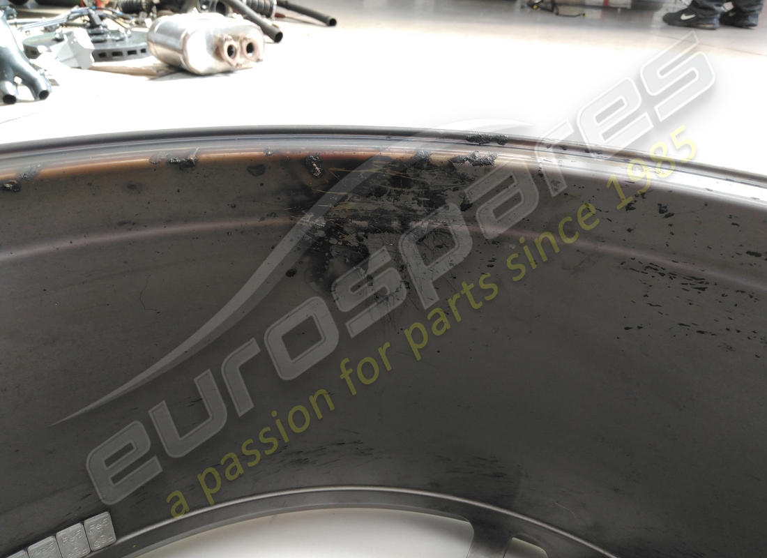 USED FERRARI LH FRONT WHEEL. PART NUMBER 861246 (3) used ferrari lh front wheel. part number 861246 (3)