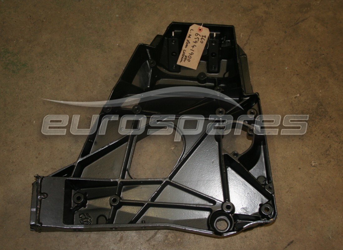 NEW FERRARI LH REAR LATERAL CASTING. PART NUMBER 65941900 (1) new ferrari lh rear lateral casting. part number 65941900 (1)