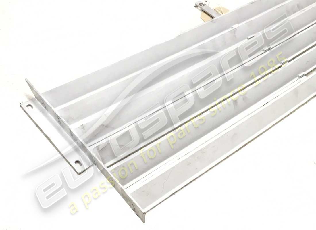 NEW FERRARI BONNET GRILLE. PART NUMBER 61752510 (2) new ferrari bonnet grille. part number 61752510 (2)