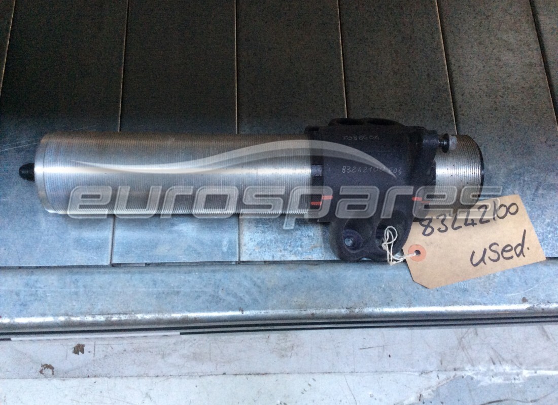 USED Ferrari COMPLETE FRONT JACK . PART NUMBER 83242100 (1)