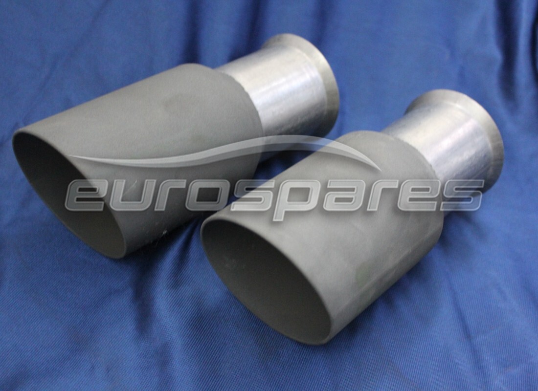 NEW LAMBORGHINI TAIL PIPE KIT. PART NUMBER 0R1400213 (1) new lamborghini tail pipe kit. part number 0r1400213 (1)