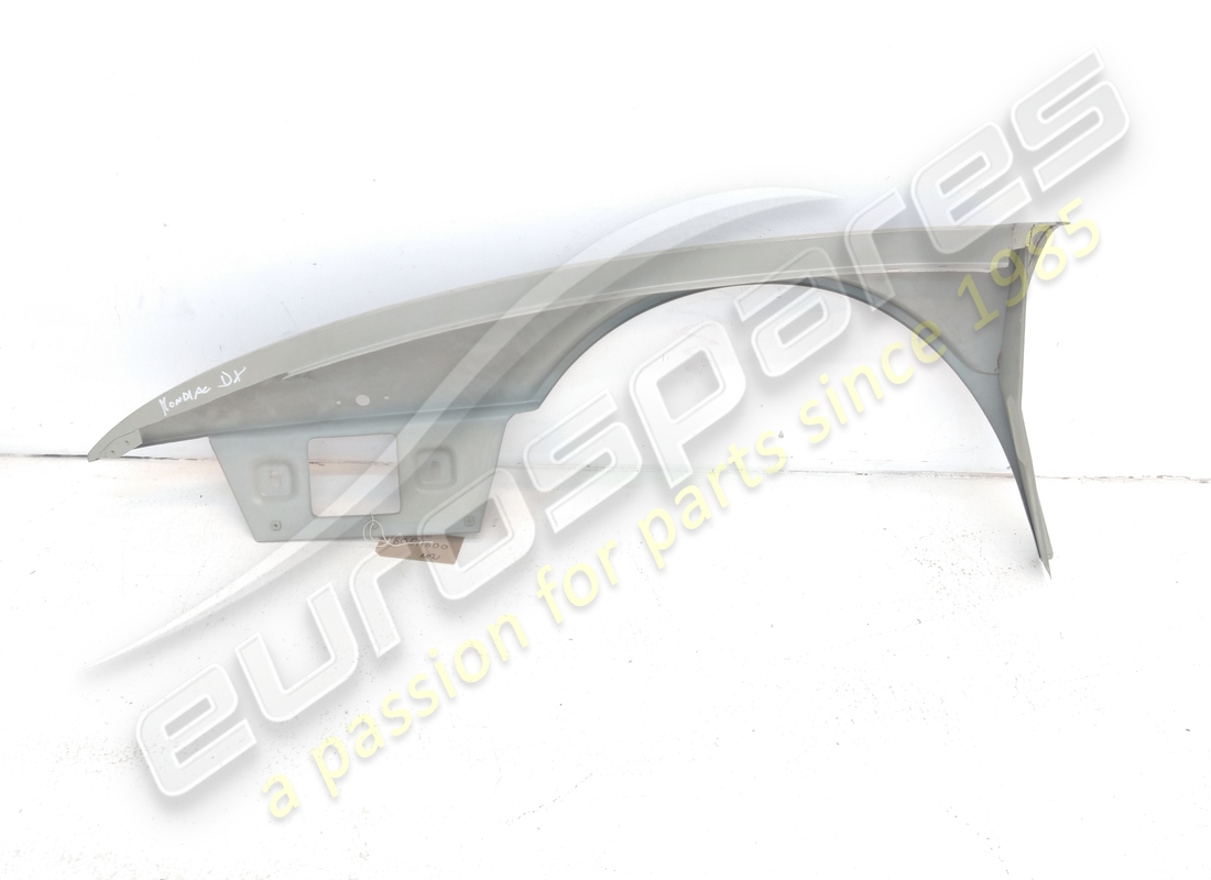 NEW FERRARI RH FRONT WING. PART NUMBER 60511800 (2) new ferrari rh front wing. part number 60511800 (2)