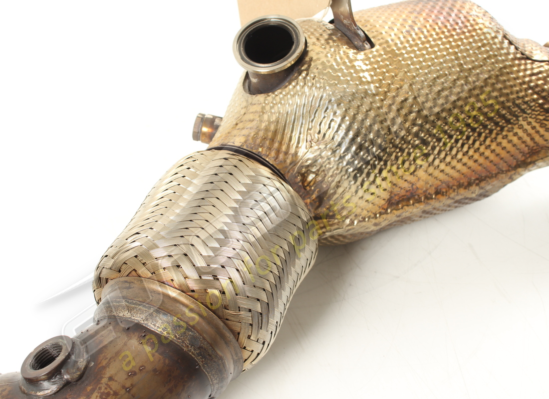 USED FERRARI COMPLETE LH CATALYTIC CONVERTER. PART NUMBER 952045 (3) used ferrari complete lh catalytic converter. part number 952045 (3)