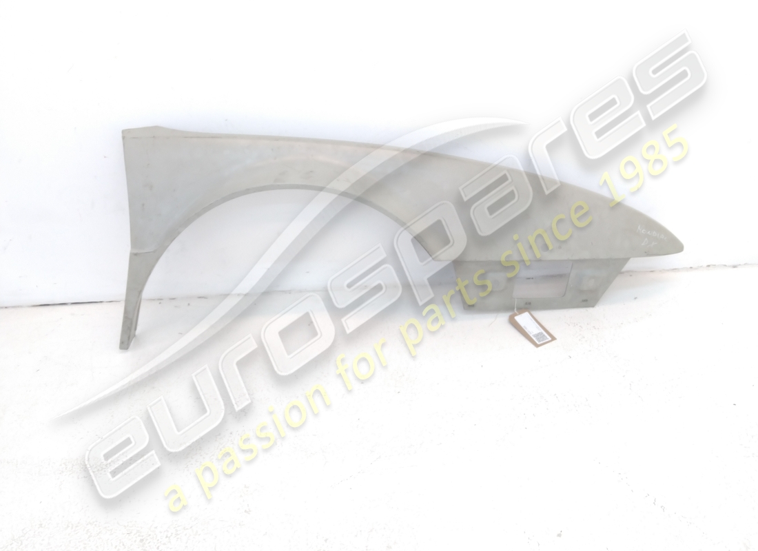NEW FERRARI RH FRONT WING. PART NUMBER 60511800 (1) new ferrari rh front wing. part number 60511800 (1)