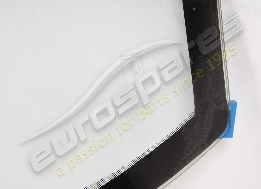 NEW FERRARI WINDSCREEN. PART NUMBER 62079400D (2) new ferrari windscreen. part number 62079400d (2)