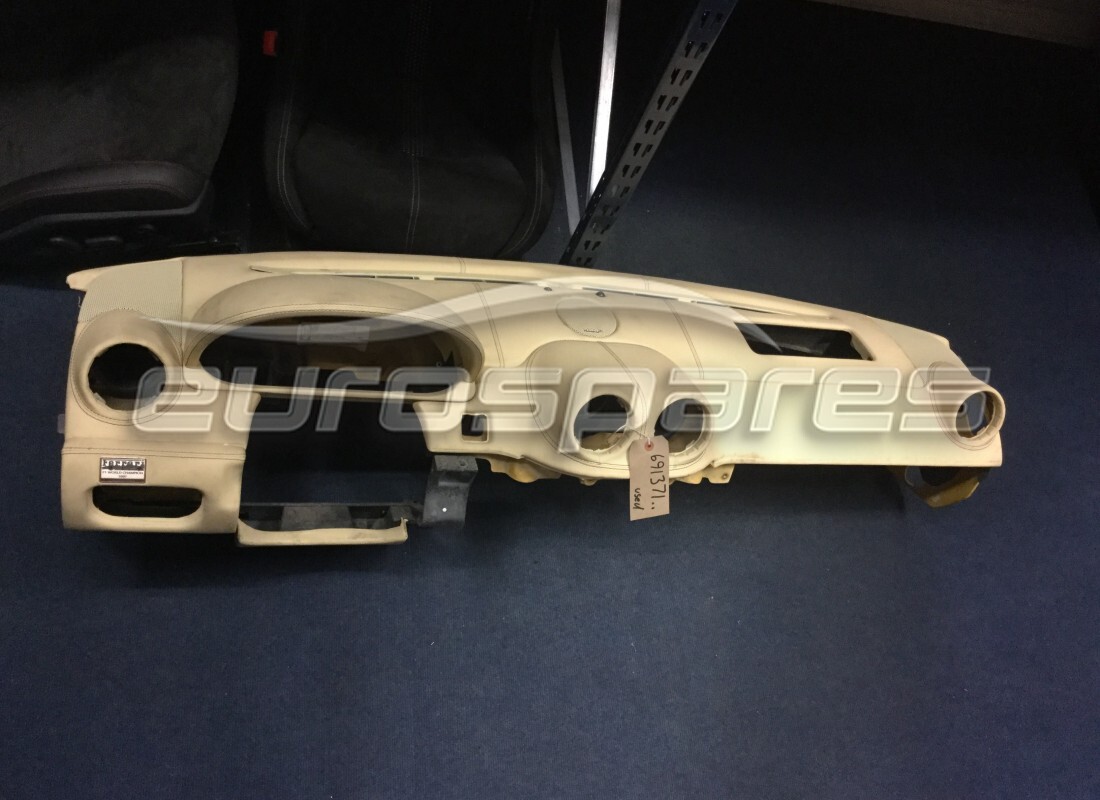 used ferrari lhd upper dashboard. part number 691371.. (1)