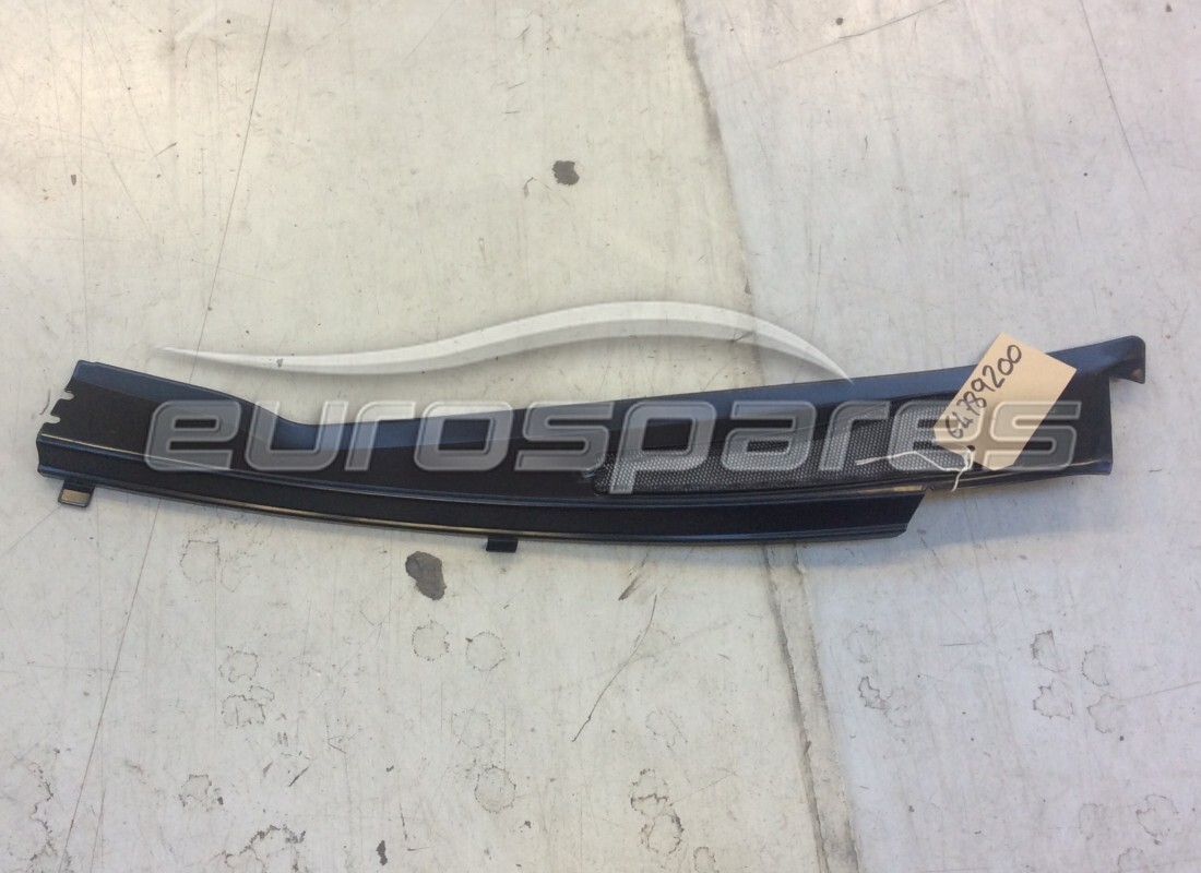 NEW FERRARI RH WINDOW MOLDING. PART NUMBER 64789200 (1) new ferrari rh window molding. part number 64789200 (1)