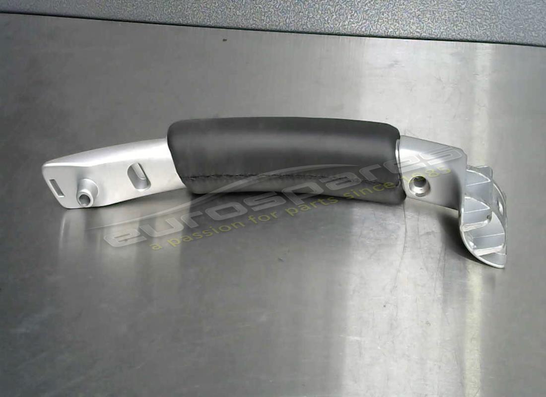used ferrari rh handle. part number 668644.. (1)