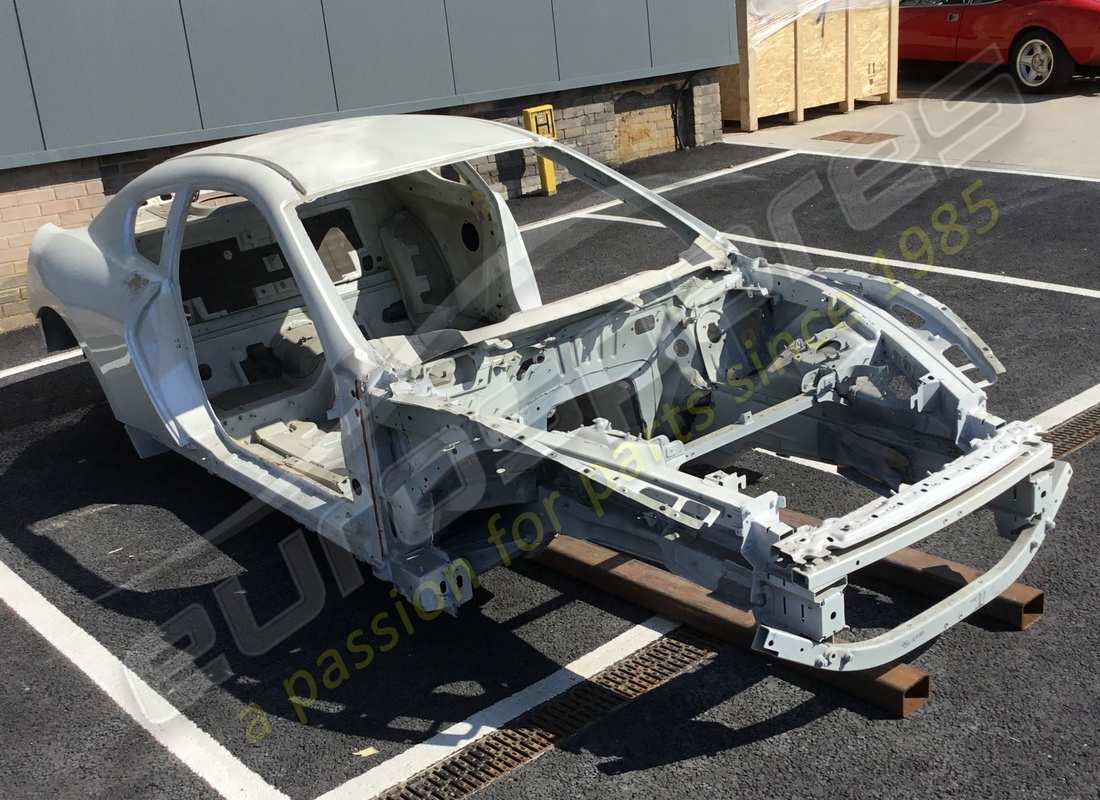 new (other) maserati complete lhd chassis. part number 980145185 (3)