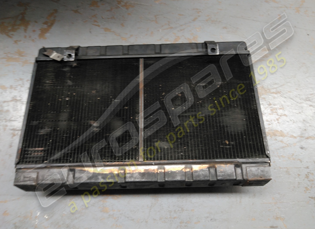 used ferrari radiator. part number 126887 (3)
