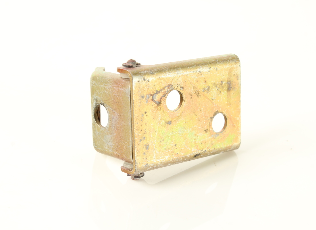 USED Ferrari RISCONTRO MOBILE SPORT.BENZ. . PART NUMBER 64905800 (1)