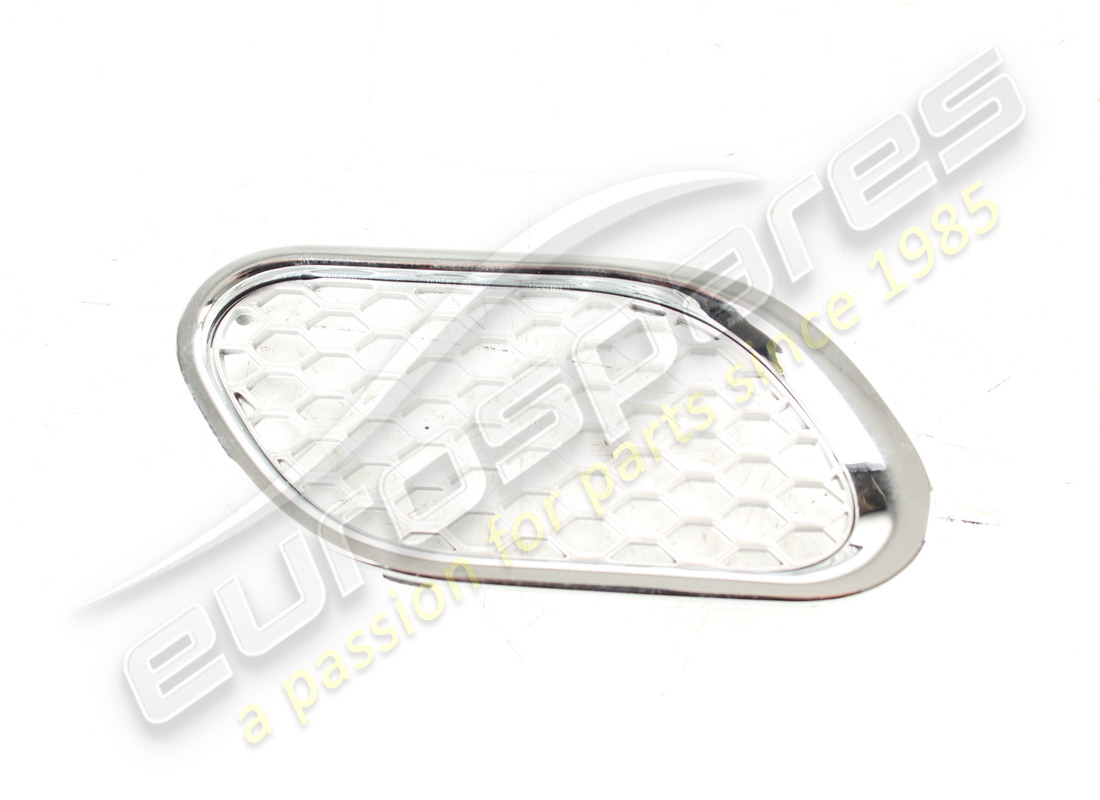 new maserati lh lateral air outlet open. part number 69283300 (1)
