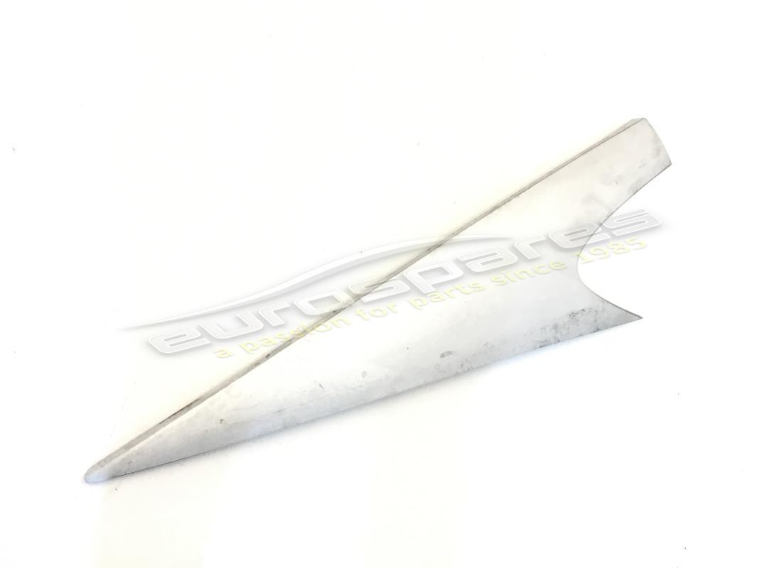 NEW Ferrari RH INSERT . PART NUMBER 69352011 (1)