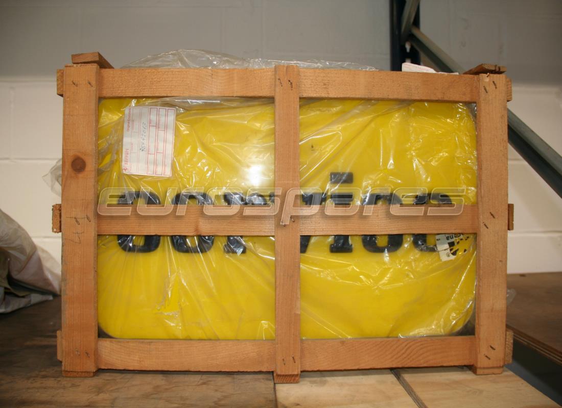 NEW FERRARI FERRARI SERVICE SIGN. PART NUMBER 95992017 (1) new ferrari ferrari service sign. part number 95992017 (1)