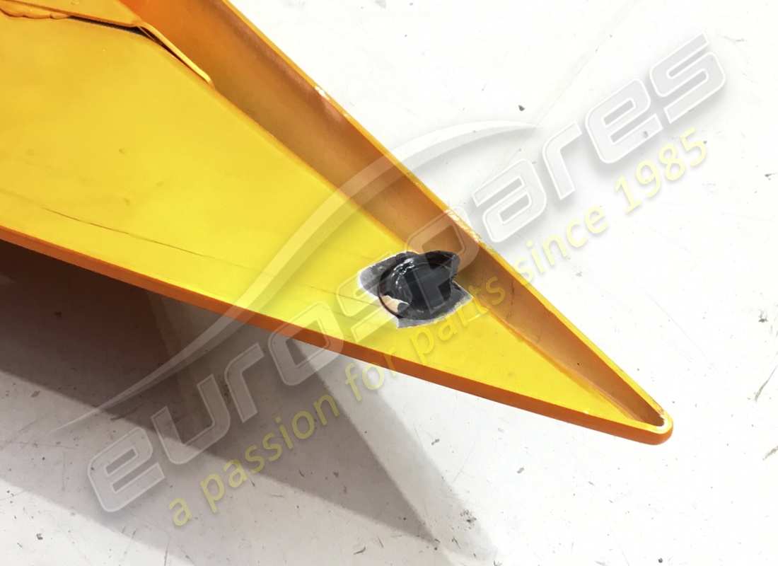 used lamborghini flap sv rh part number 470119263j (2)