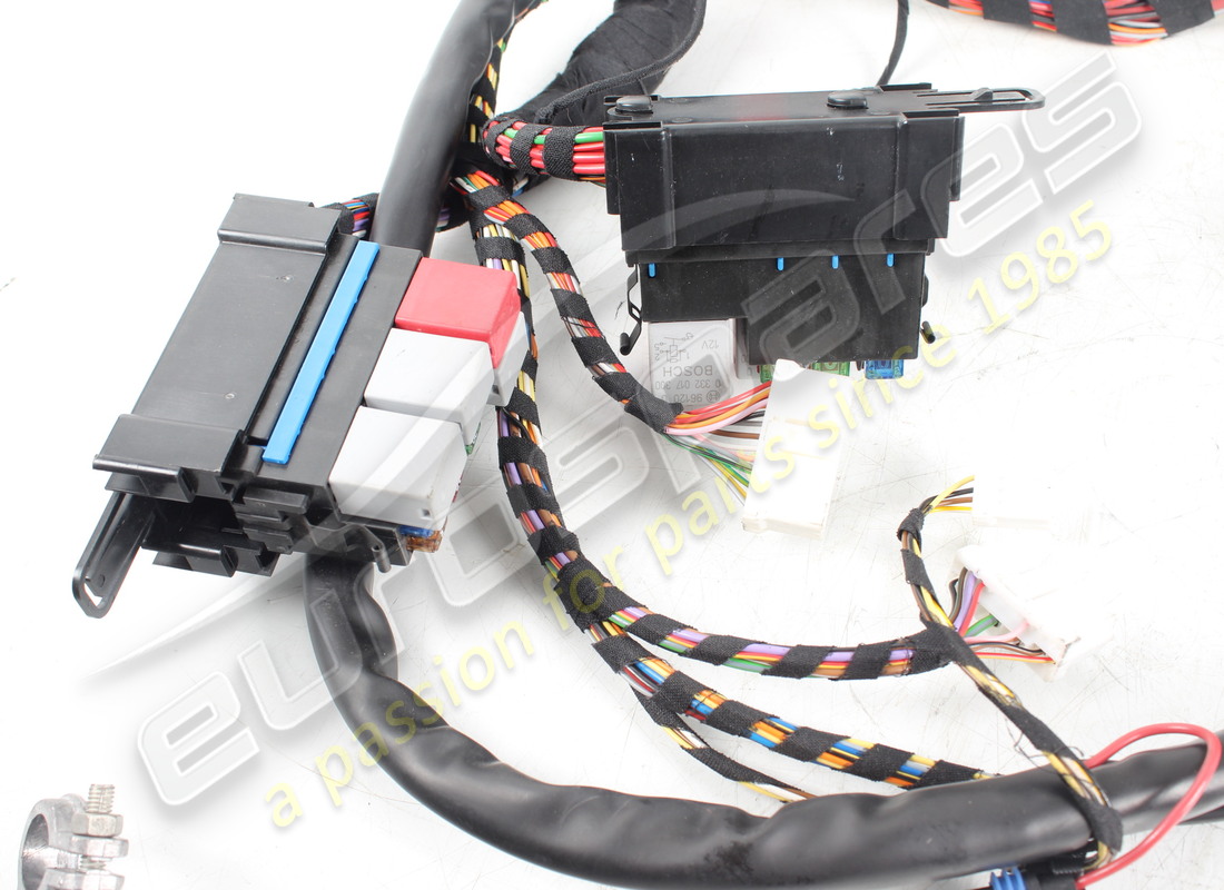 NEW FERRARI RH TUNNEL CABLE. PART NUMBER 177913 (3) new ferrari rh tunnel cable. part number 177913 (3)