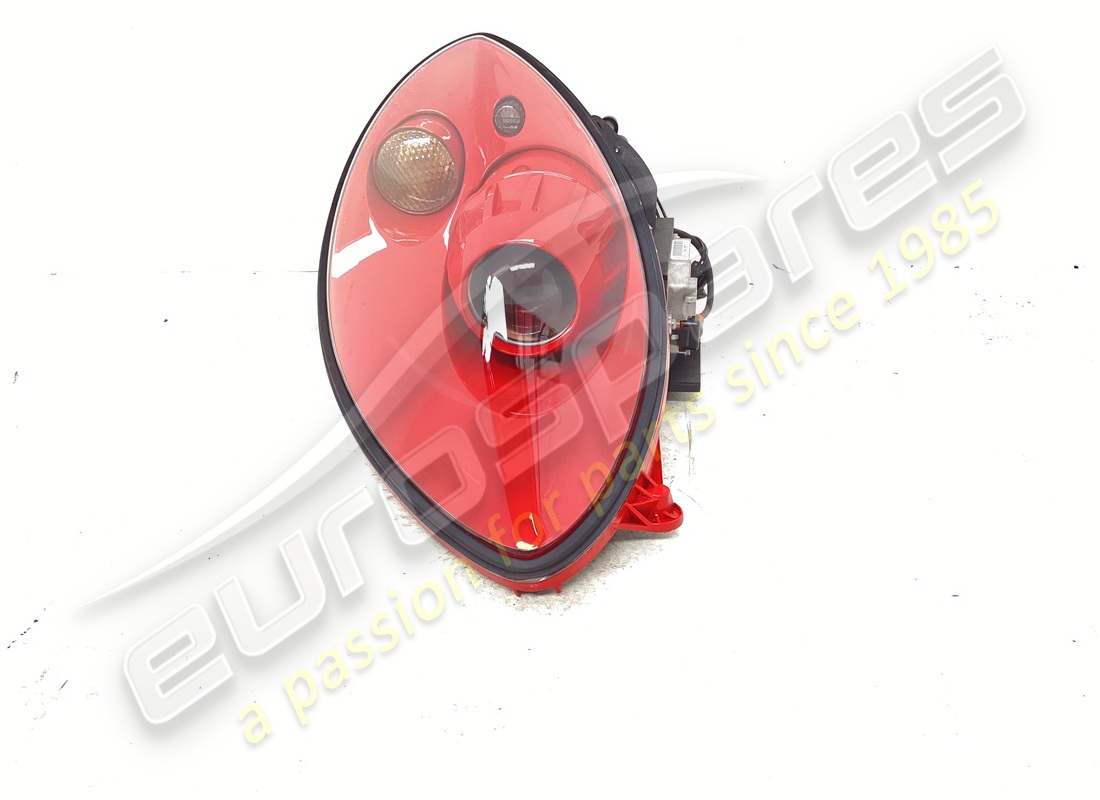 new ferrari rh headlight rosso corsa usa. part number 72196869 (1)