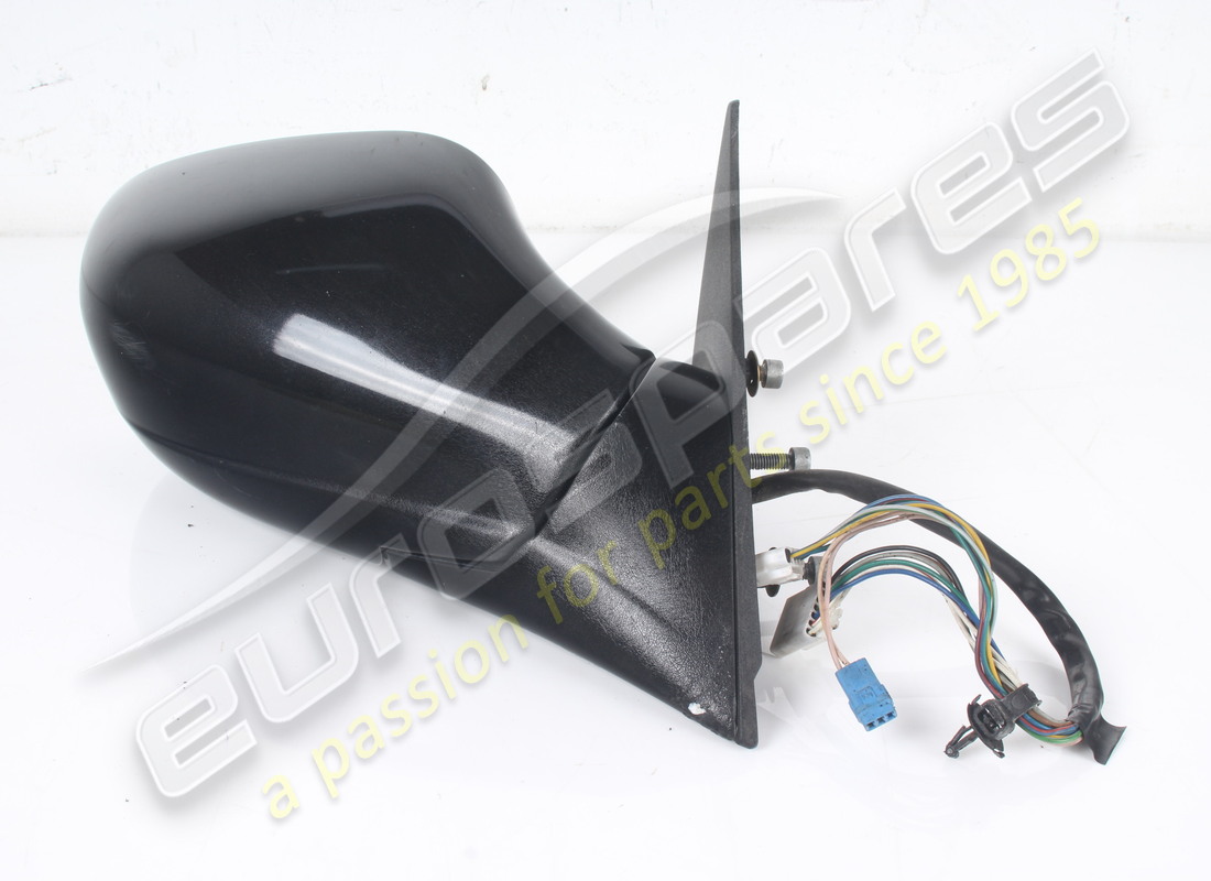 USED MASERATI EXT RH MIRROR KITRHDPRIMER-C. PART NUMBER 980138926 (2) used maserati ext rh mirror kitrhdprimer-c. part number 980138926 (2)
