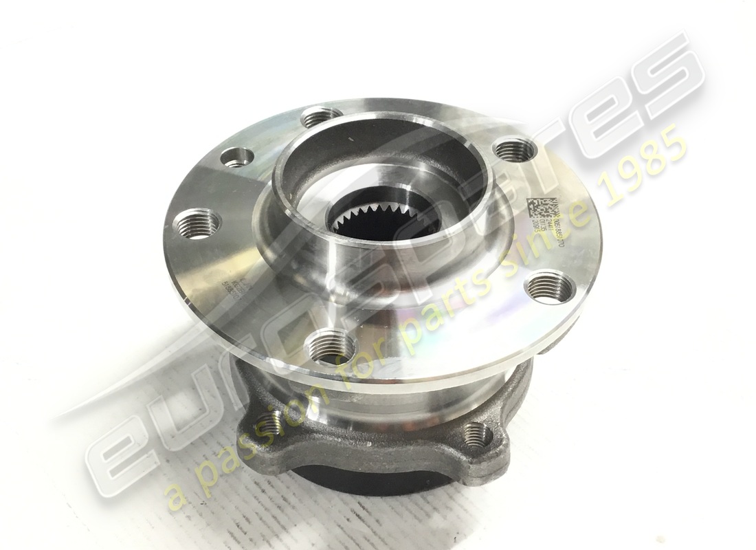 NEW MASERATI COMPLETE REAR BEARING WHEEL. PART NUMBER 675000063 (1) new maserati complete rear bearing wheel. part number 675000063 (1)