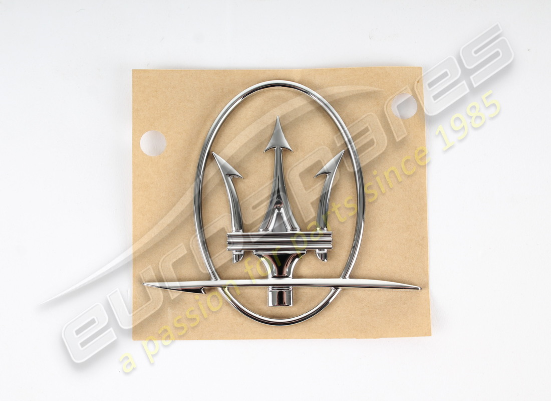 NEW MASERATI REAR LH LOGO. PART NUMBER 670005448 (1) new maserati rear lh logo. part number 670005448 (1)