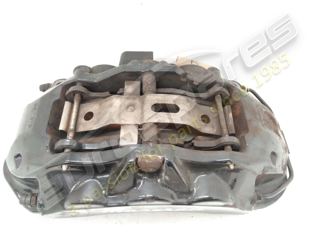 used maserati front rh brake caliper black. part number 670009174 (2)